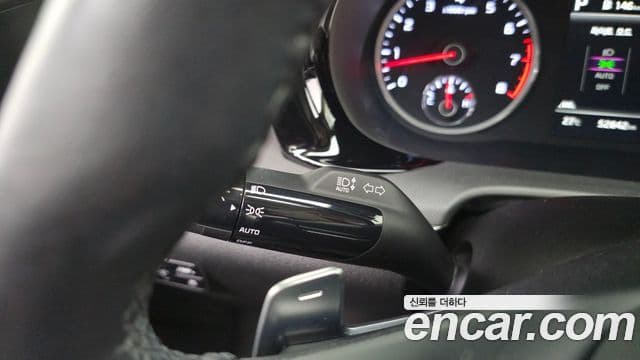 Kia K5 2022 — ფოტო 7/32