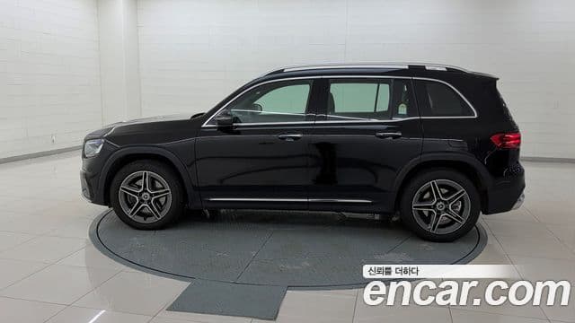 Mercedes-Benz GLB-Class 2025 — ფოტო 1/20