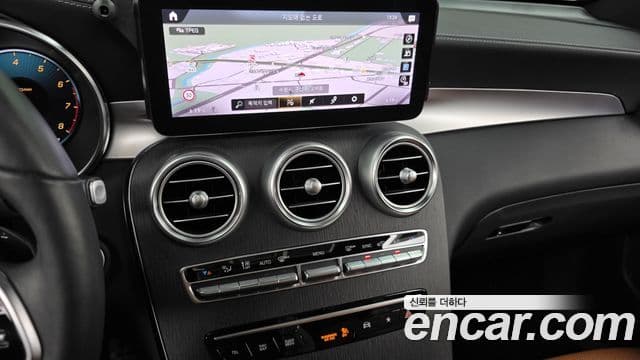 Mercedes-Benz GLC-Class 2021 — Şəkil 13/20