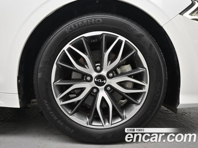 Kia K5 2022 — фото 5 из 20
