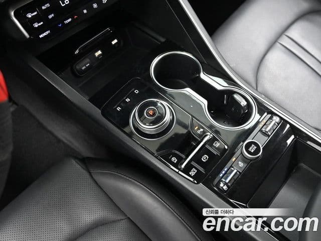 Kia K5 2022 — ფოტო 9/20