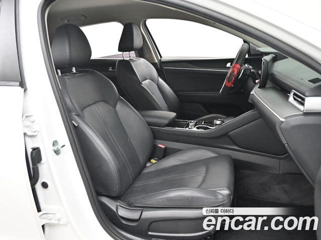 Kia K5 2022 — ფოტო 10/20
