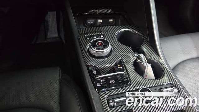 Kia K5 2022 — ფოტო 9/20