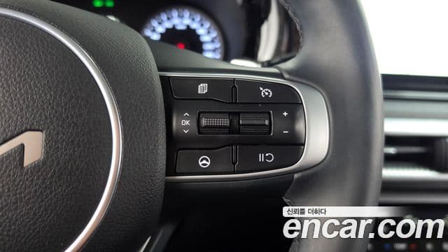 Kia K5 2022 — ფოტო 19/20