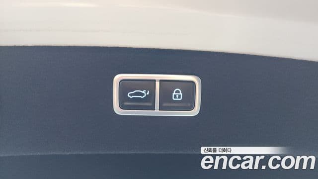 Genesis Electrified G80 2024 — ფოტო 18/20