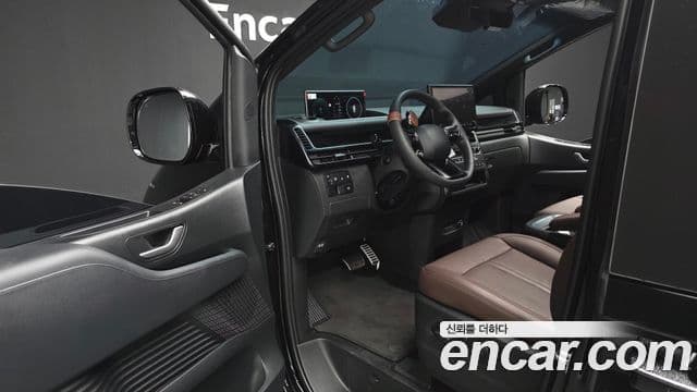 Hyundai Staria 2026 — Şəkil 10/20