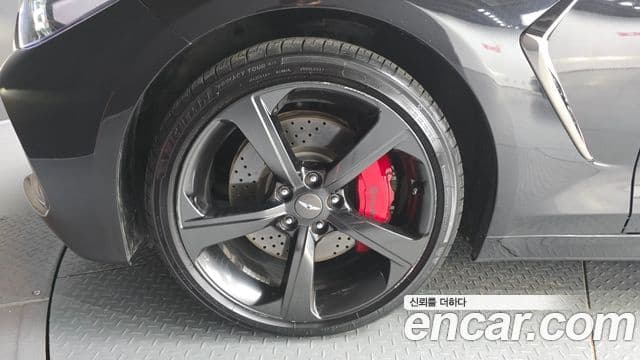 Genesis G70 2019 — ფოტო 5/20