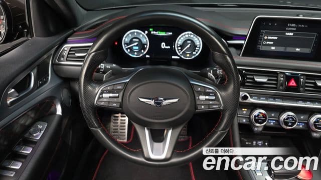 Genesis G70 2019 — ფოტო 14/20