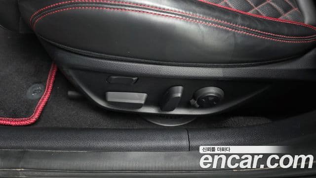 Genesis G70 2019 — Şəkil 25/36