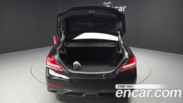 Genesis G70 2019 — Şəkil 23/36