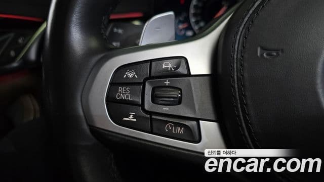 BMW 5 Series 2019 — Şəkil 16/20