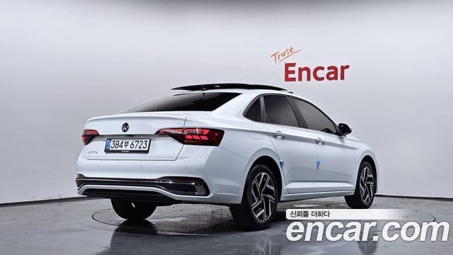 Volkswagen Jetta 2024 — Şəkil 2/20