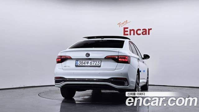 Volkswagen Jetta 2024 — Şəkil 4/20