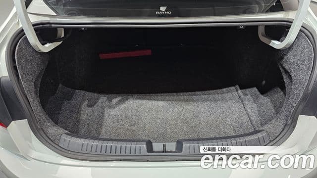 Volkswagen Jetta 2024 — Şəkil 18/20