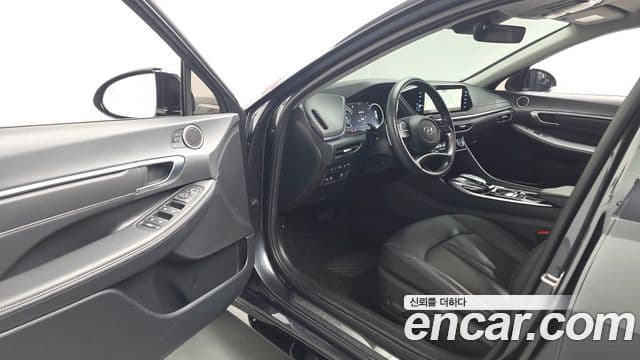 Hyundai Sonata 2022 — фото 10 из 20
