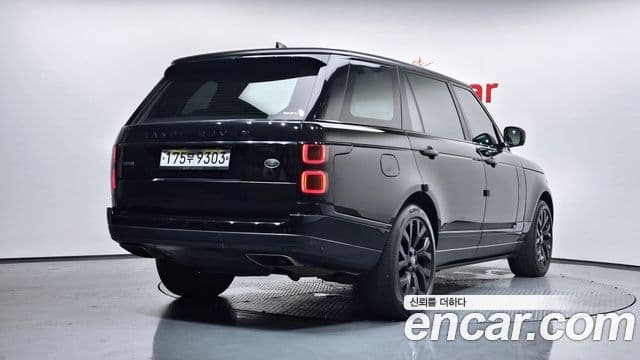 Land Rover Range Rover 2018 — ფოტო 5/20