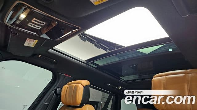 Land Rover Range Rover 2018 — ფოტო 19/20