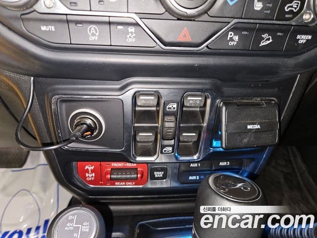 Jeep Wrangler 2019 — Photo 20/20