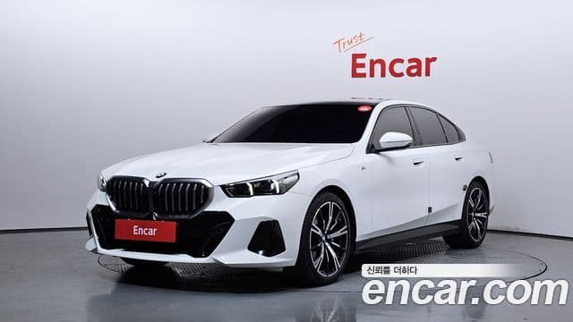 BMW 5 Series 2024 — Şəkil 1/20