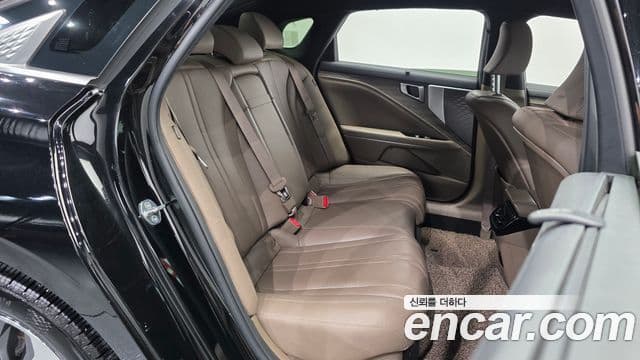 Kia K8 2022 — фото 11 из 20