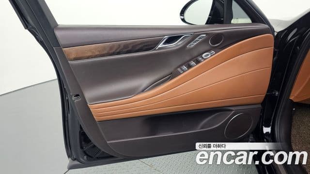 Genesis G80 2020 — ფოტო 12/32