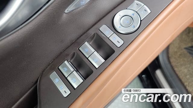 Genesis G80 2020 — ფოტო 24/32