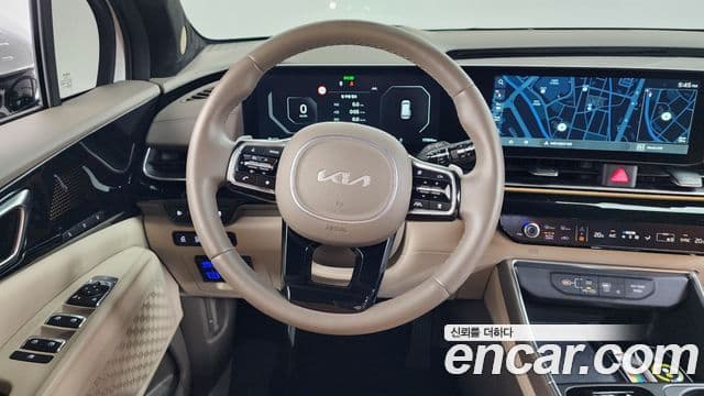 Kia Carnival 2024 — Фото 13/20