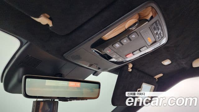 Kia Carnival 2024 — Photo 9/38
