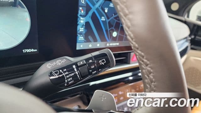 Kia Carnival 2024 — Photo 25/38