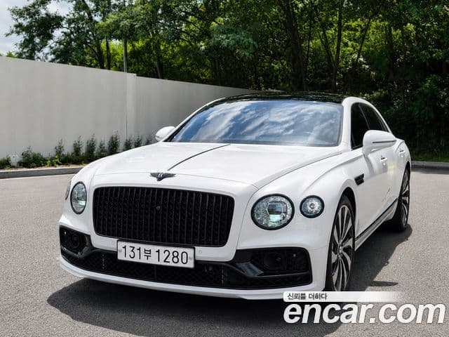 Bentley Flying Spur 2022 — Şəkil 9/20