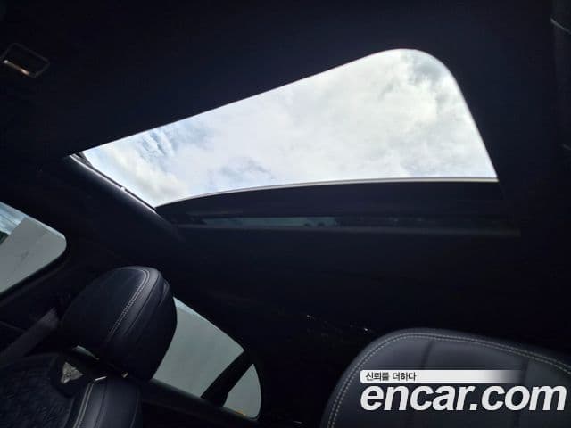 Bentley Flying Spur 2022 — Şəkil 19/20