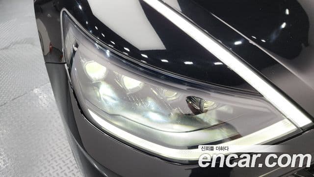 Hyundai Sonata Hybrid 2021 — Şəkil 19/31