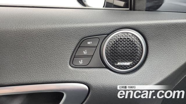 Hyundai Sonata Hybrid 2021 — Şəkil 16/31