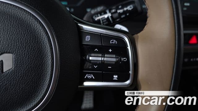 Kia Sorento 2024 — Фото 15/20