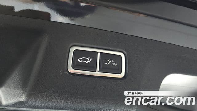 Kia Sorento 2024 — Фото 17/20