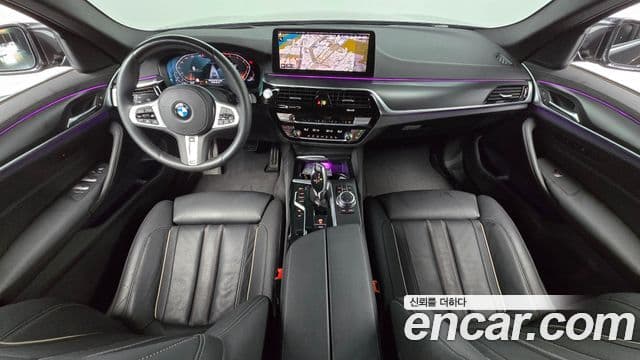 BMW 5 Series 2022 — ფოტო 7/20
