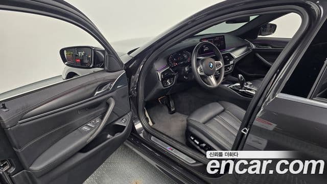 BMW 5 Series 2022 — ფოტო 11/20