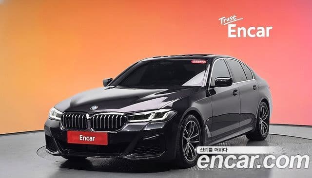 BMW 5 Series 2022 — ფოტო 1/20