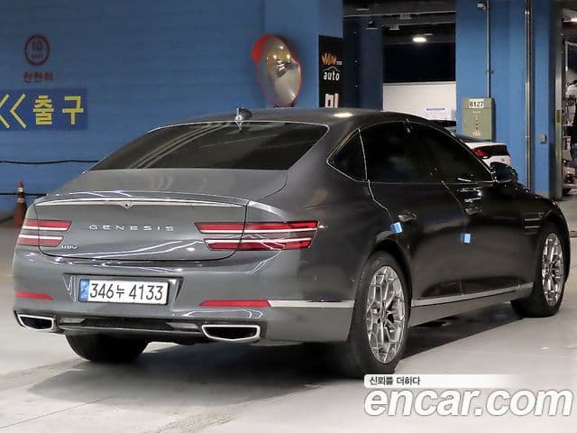 Genesis Electrified G80 2021 — фото 1 из 20