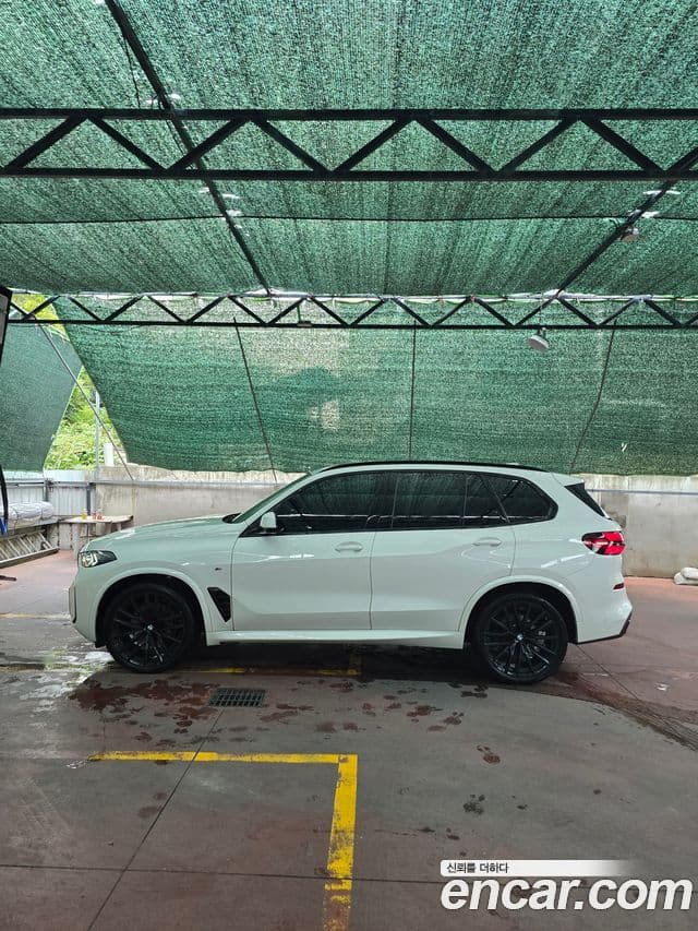 BMW X5 2025 — Фото 4/14