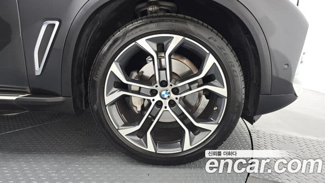 BMW X5 2022 — Şəkil 7/32