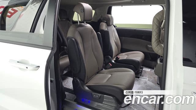Kia Carnival 2026 — Фото 13/20