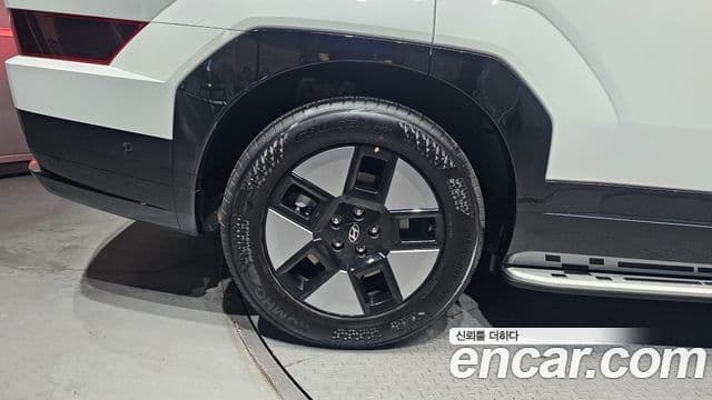Hyundai Santa Fe 2024 — ფოტო 5/20