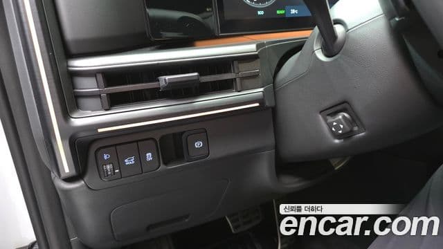 Hyundai Santa Fe 2024 — ფოტო 17/20