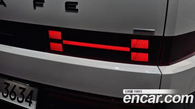 Hyundai Santa Fe 2024 — Photo 7/30
