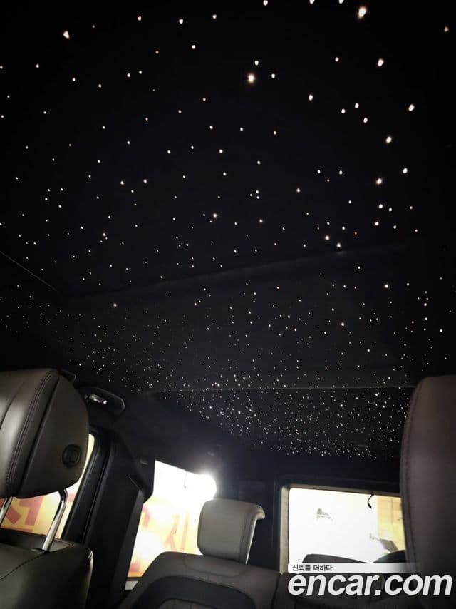 Mercedes-Benz G-Class 2021 — ფოტო 19/20