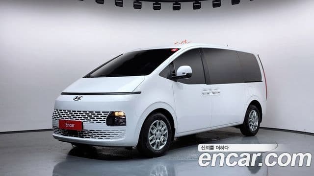 Hyundai Staria, 2023