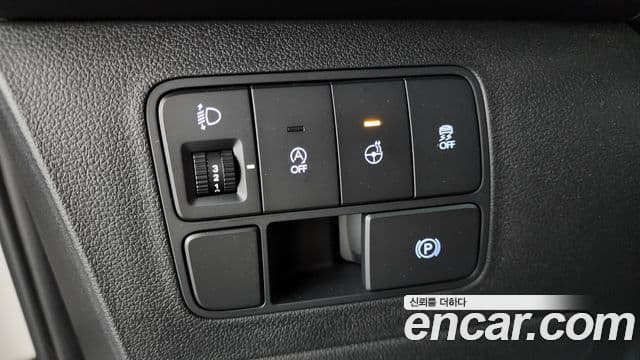 Hyundai Staria 2023 — фото 15 из 20