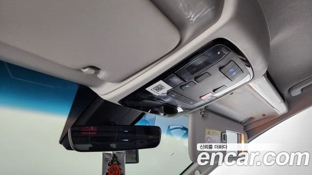 Hyundai Staria 2023 — фото 18 из 20