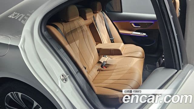 Mercedes-Benz E-Class 2025 — Şəkil 11/20